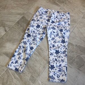 J.Jill Denim Authentic Fit Raw Hem Cropped Floral jeans Size 8